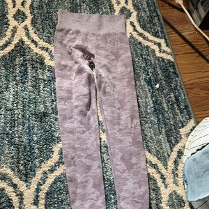 Gymshark OG camo in purple. Size: XS